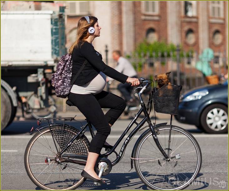 عيادات دكتور عمرو أحمد عبد الرحمن اسماعيل | متخصص في جينات الوراثية و توليد و أمراض النساء | دكتور في أمراض النساء والتوليد | دكتور في طب النساء والتوليد جامعة الزقازيق | متابعه الحمل بالأشعة التليفزيونية | علاج العقم وتأخر الانجاب | نصائح للحامل خلال فترة الحمل